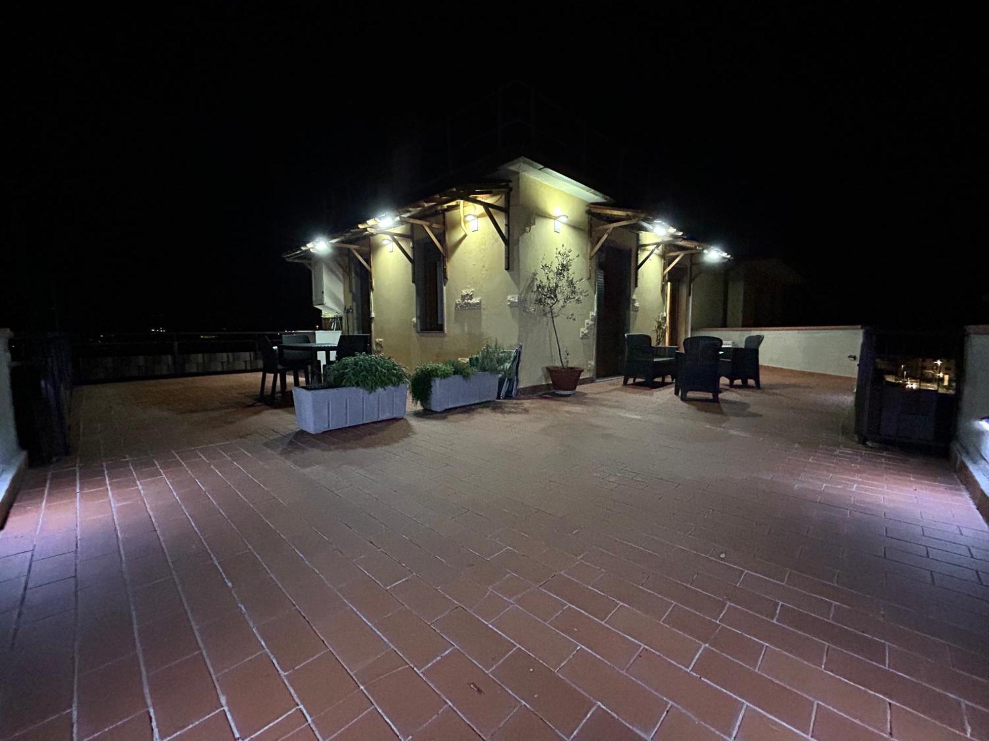 Sesto Piano Apartment Incisa in Val d'Arno Exterior photo